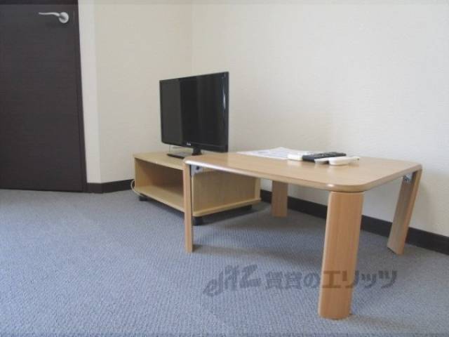 テレビ　テーブル