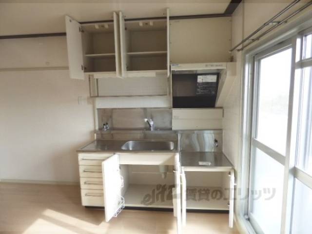 キッチン　収納