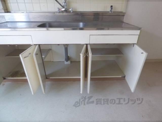 キッチン　収納