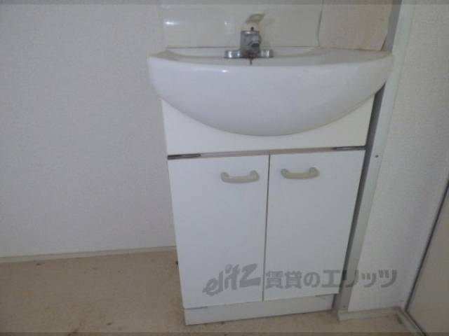 洗面所　収納