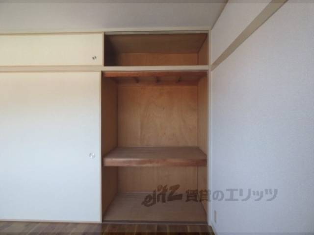 収納　リビング