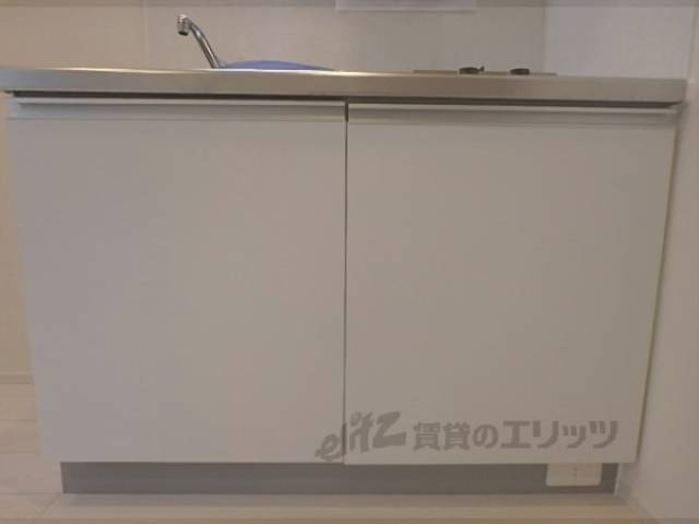 キッチン　キッチン下収納