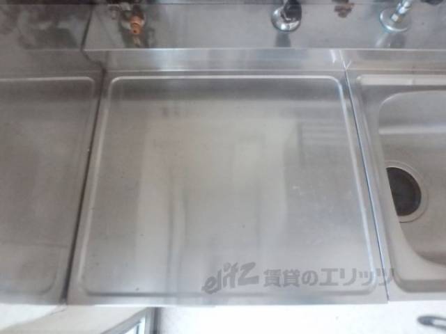 キッチン　コンロ置き場