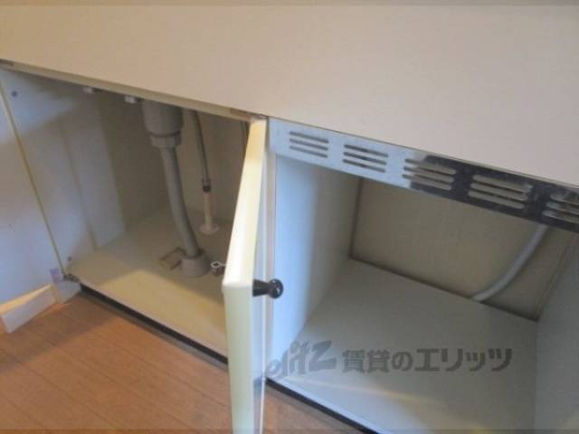 キッチン　下収納