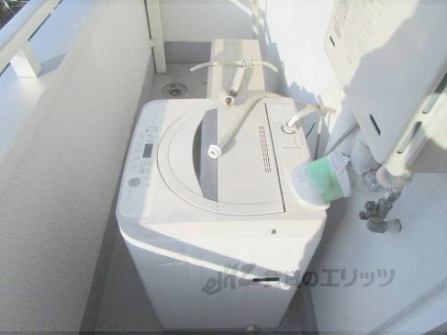 洗濯機置場　洗濯機