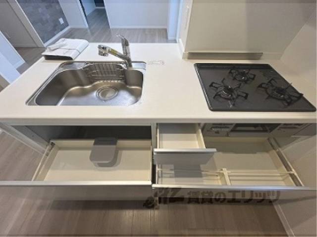 キッチン　キッチン下部収納