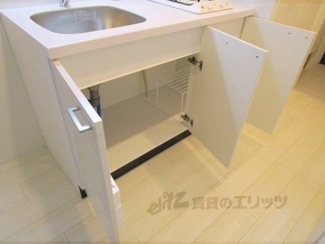 キッチン　キッチン下部収納