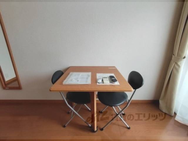テーブル