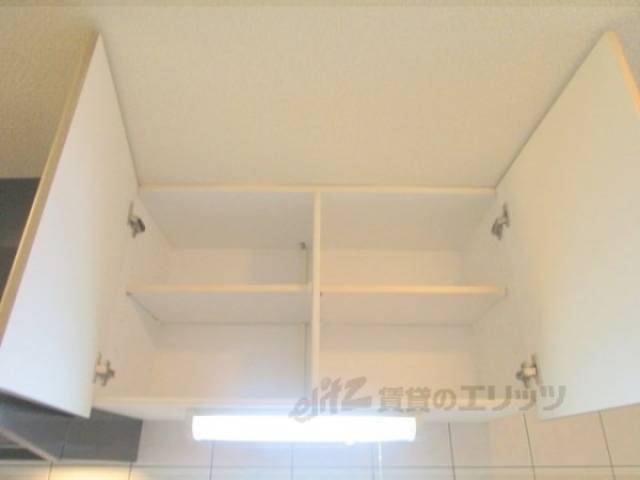 キッチン　収納