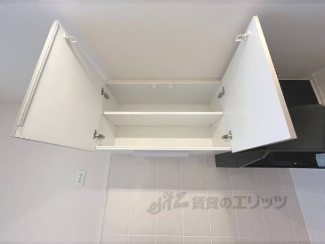 キッチン　収納