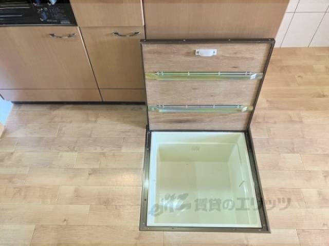 床下収納