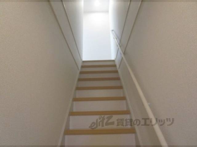廊下　階段