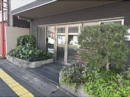 店舗前