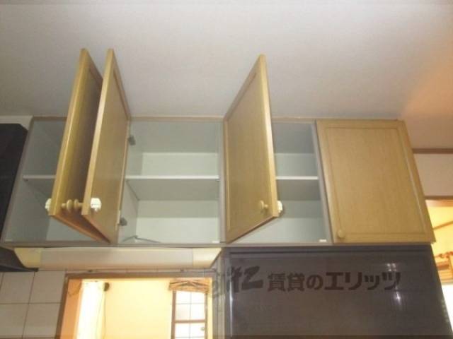 キッチン　収納