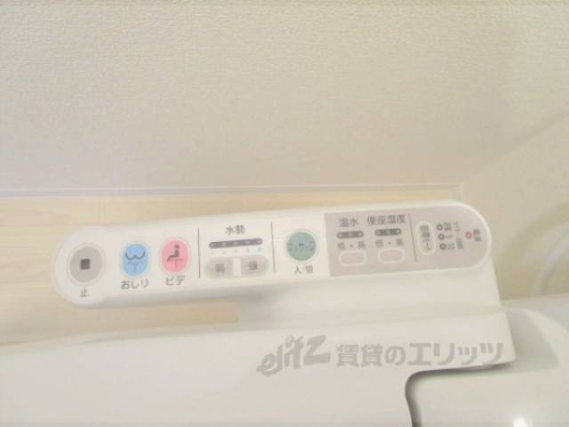 トイレ　洗浄機能付き