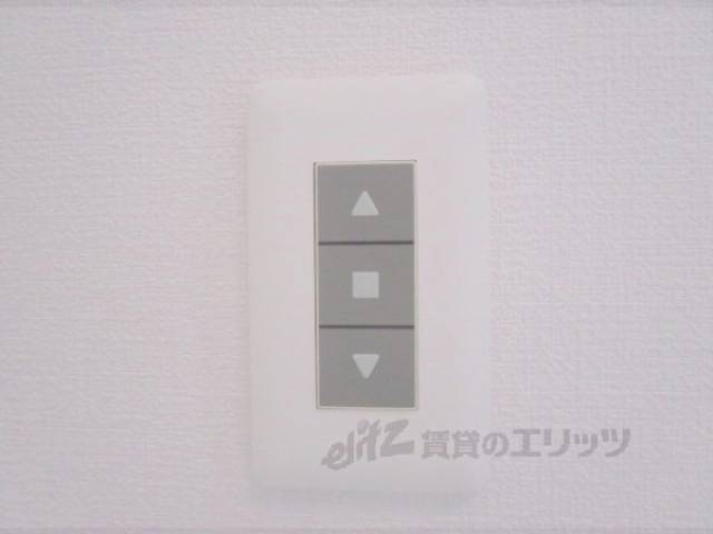 シャッター　リビング自動シャッター