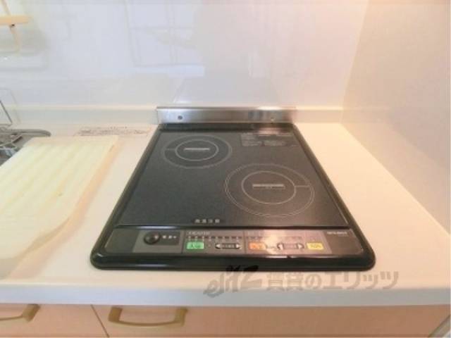キッチン　2口コンロ