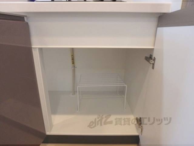 キッチン　下部収納