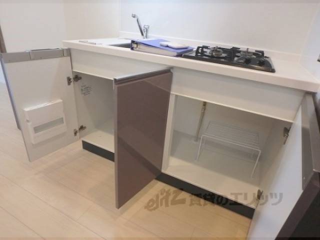 キッチン　下部収納