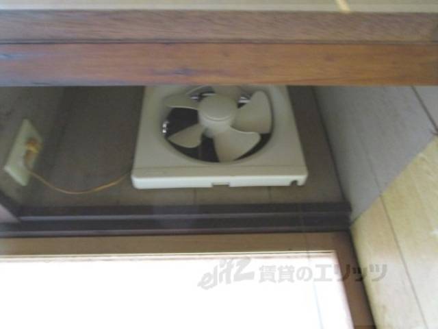 キッチン　換気扇