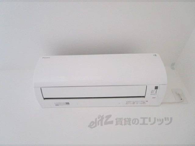 エアコン　リビング