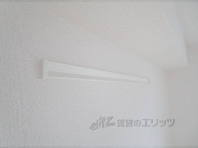 洋室ハンガー掛け