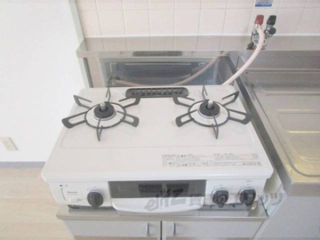 キッチン　ガスコンロ
