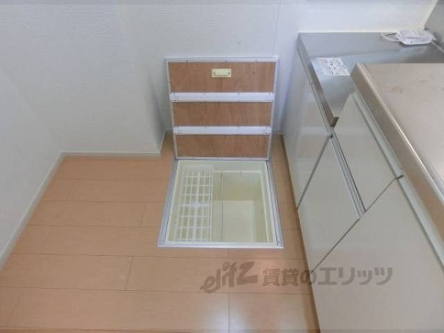床下収納