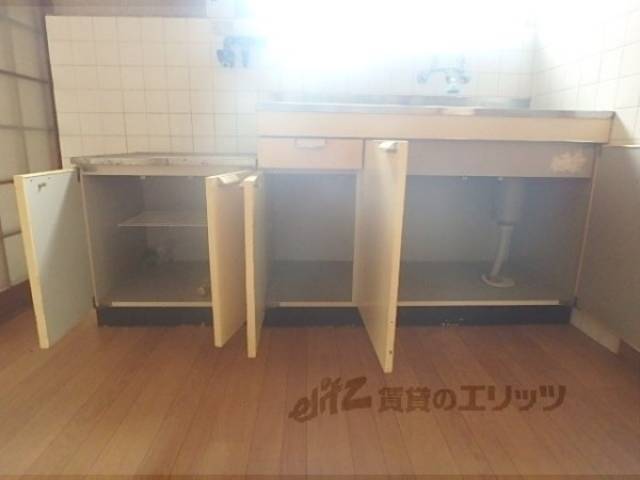 キッチン　下部収納