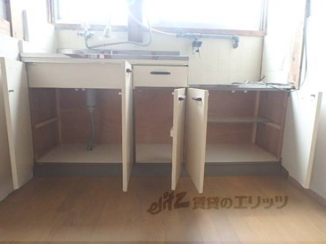 キッチン 下部収納
