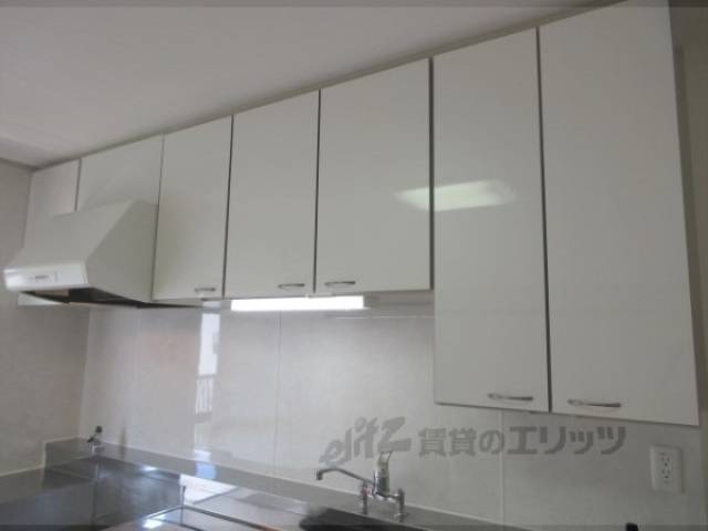 キッチン　収納