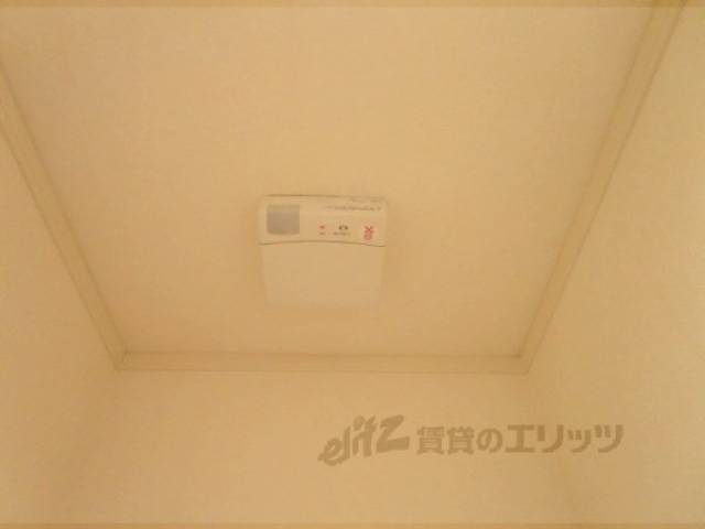 トイレ　換気扇