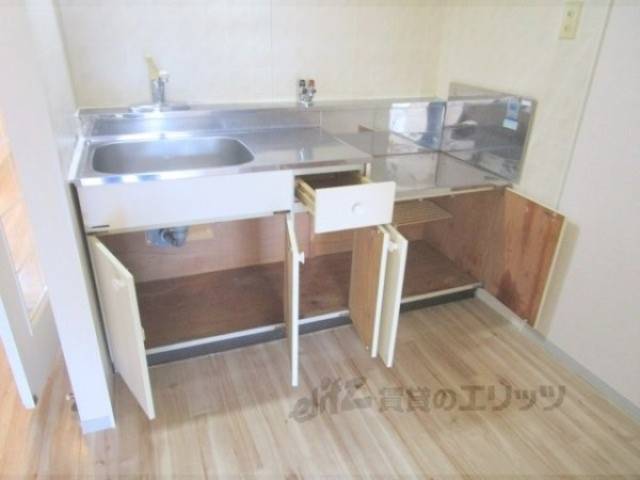 キッチン　下部収納