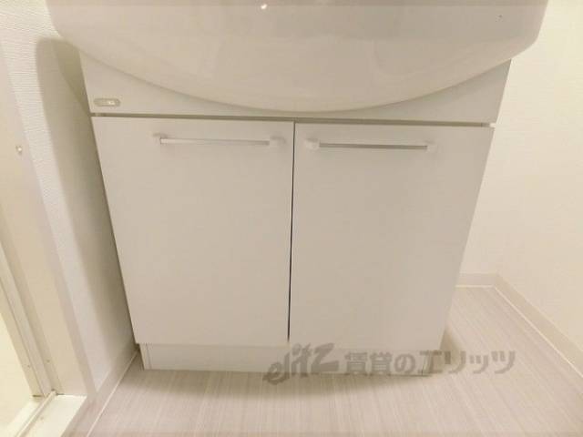 収納　洗面台下