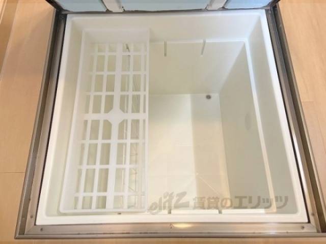 キッチン　床下収納