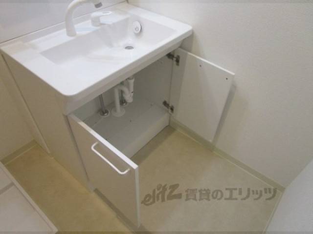 洗面所　収納下部