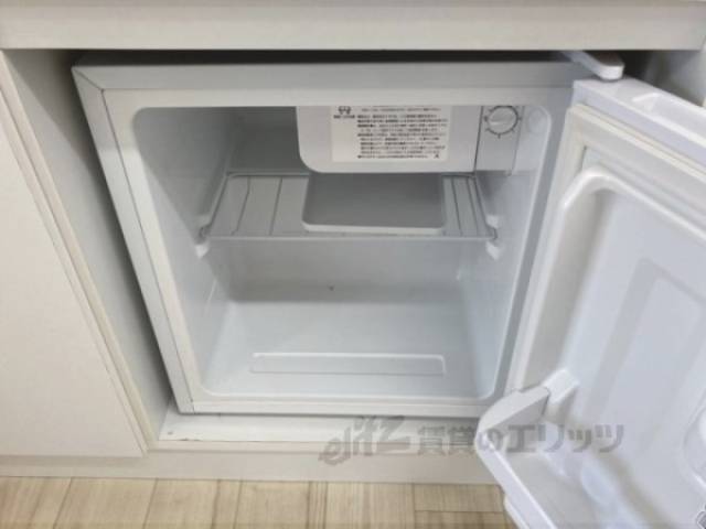 キッチン　ミニ冷蔵庫