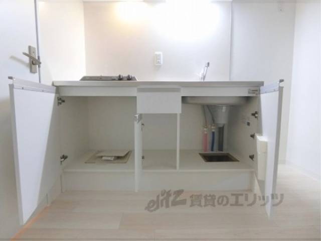 キッチン　下部収納