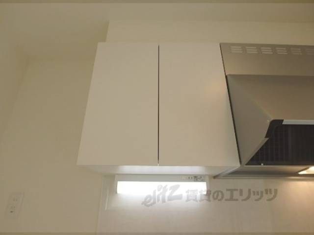 キッチン　収納上部