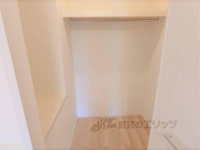 収納　洋室収納