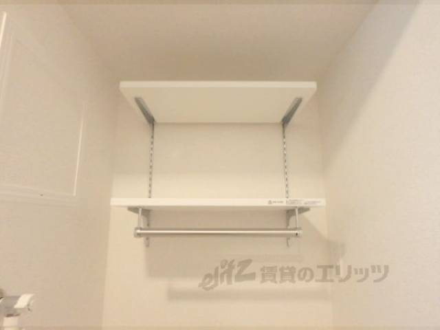 洗濯機置場　収納