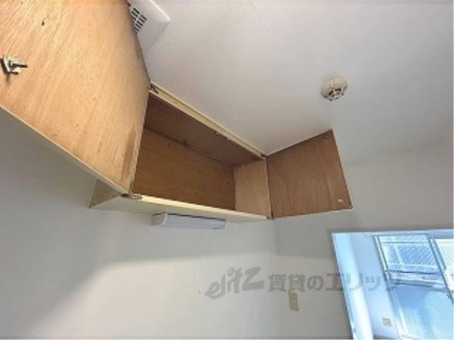 キッチン　キッチン上部収納