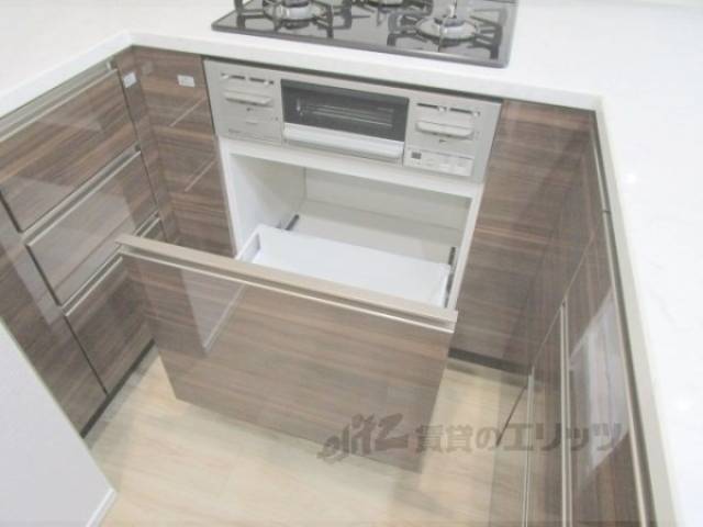 キッチン　下段収納