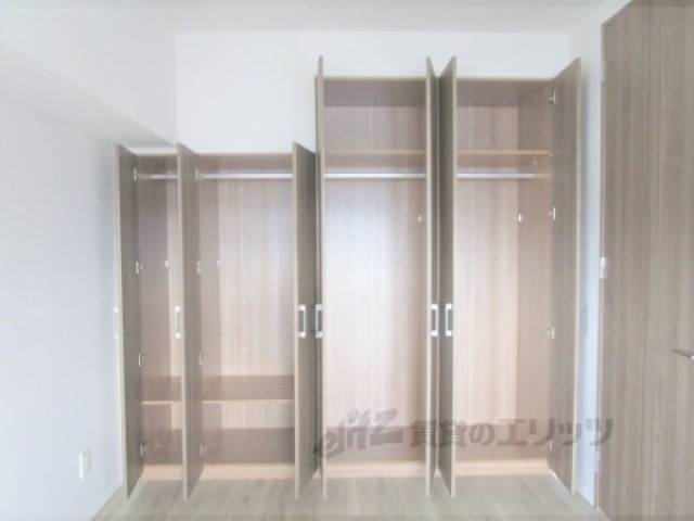 収納　北側洋室