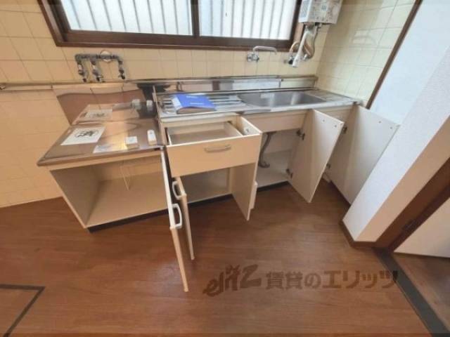 キッチン　下部収納