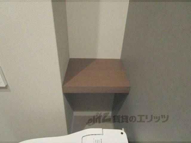 トイレ横棚