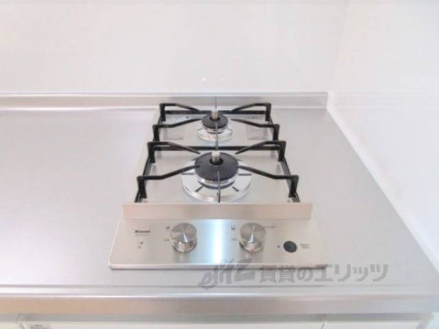 キッチン　コンロ