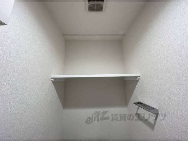 収納　トイレ上