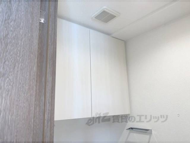 棚　トイレ上部