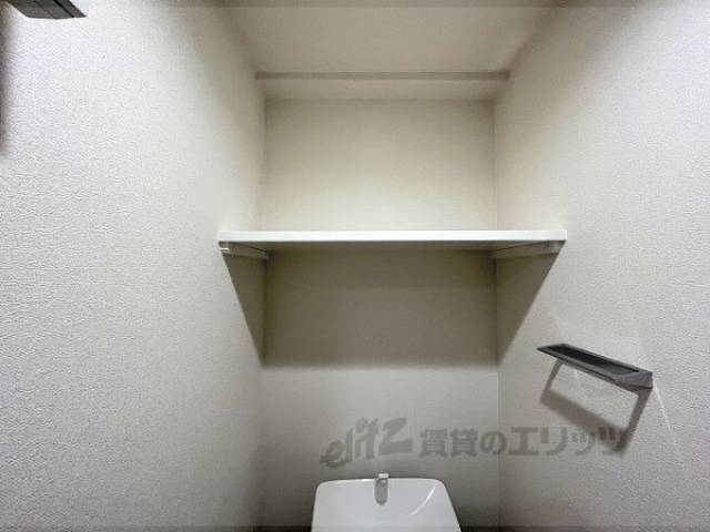 収納　トイレ上